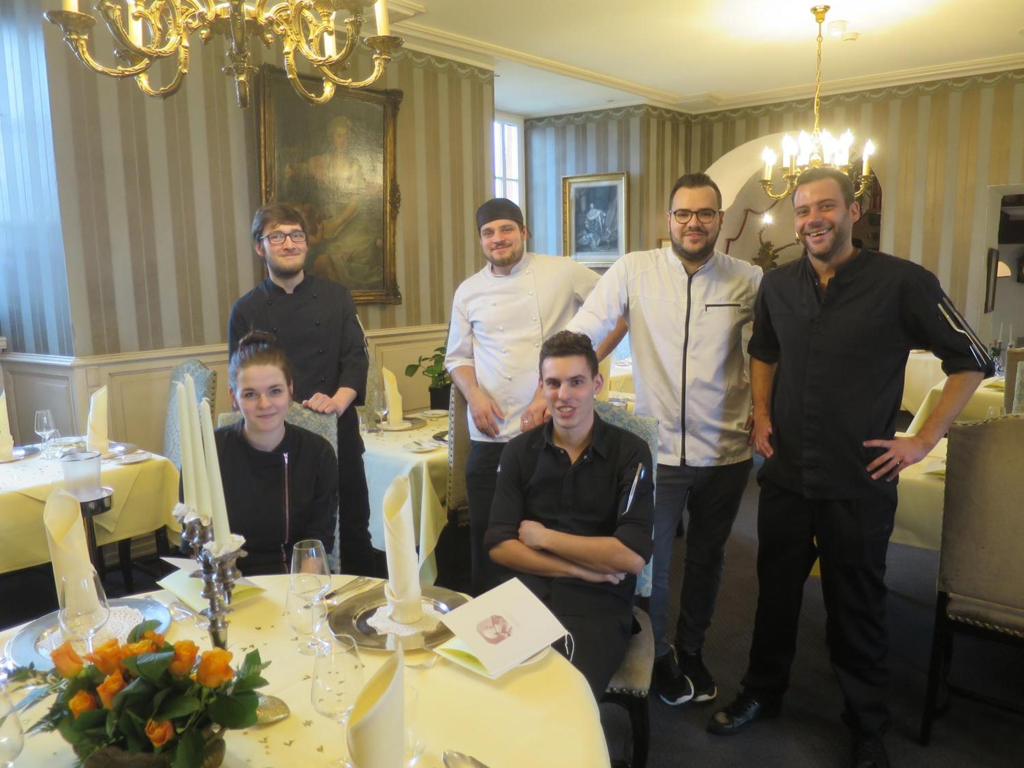 Schlosshotel Kurfuerstliches Amtshaus Dauner Burg Luaran gambar