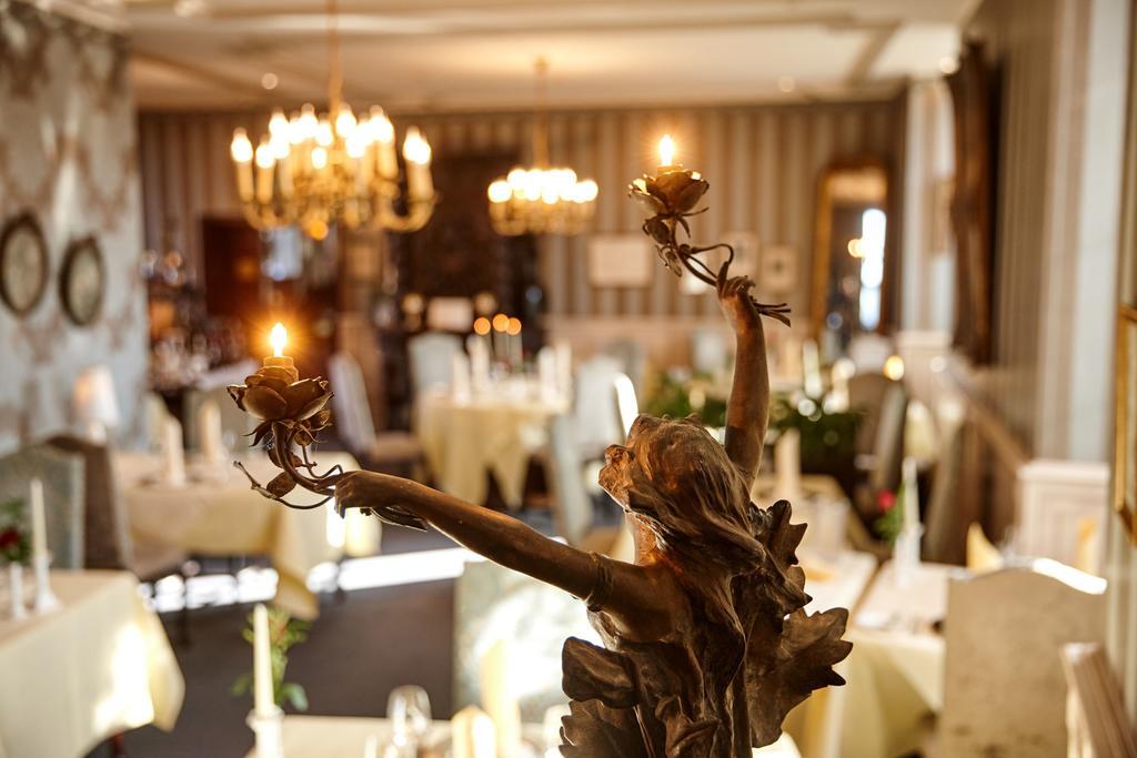 Schlosshotel Kurfuerstliches Amtshaus Dauner Burg Luaran gambar