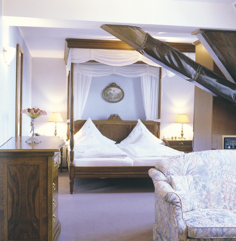 Schlosshotel Kurfuerstliches Amtshaus Dauner Burg Luaran gambar