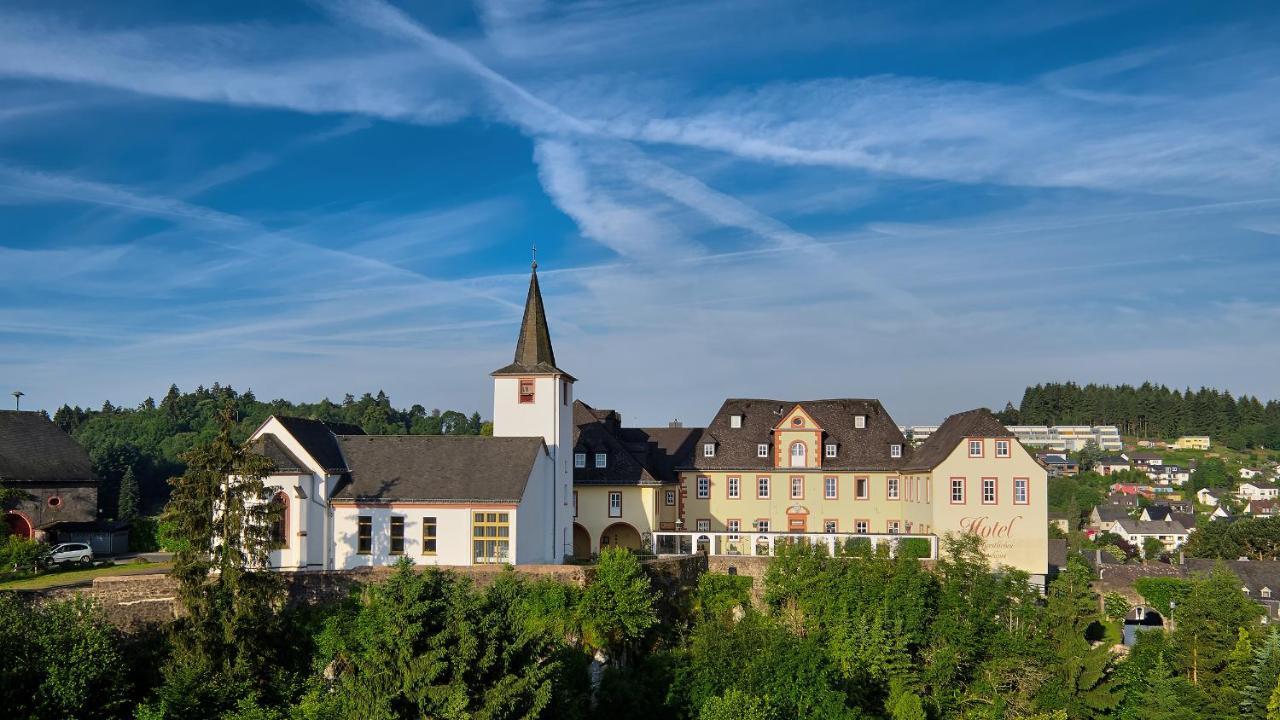 Schlosshotel Kurfuerstliches Amtshaus Dauner Burg Luaran gambar